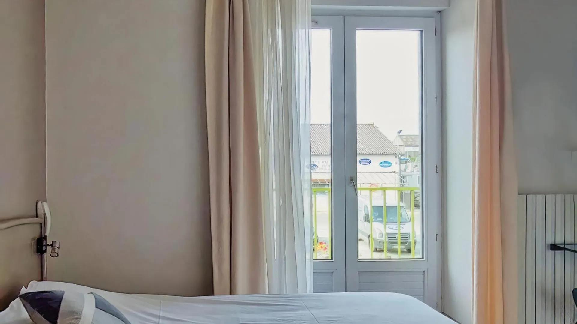 Hotel Beau Rivage Le Vivier-sur-Mer