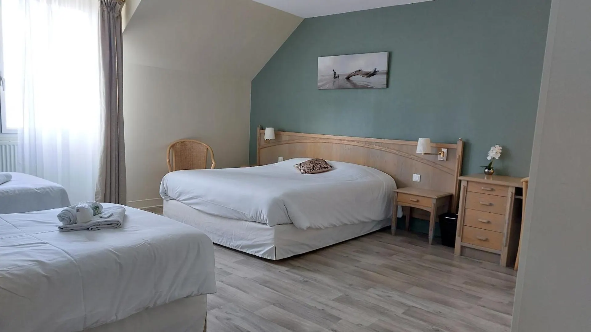 Hotel Beau Rivage Le Vivier-sur-Mer 3*,